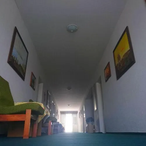Retro Nadas Vendeghaz B&B